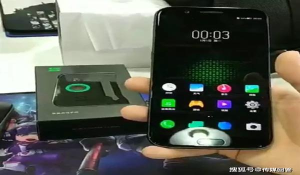 黑鲨手机玩吃鸡辅助（黑鲨手机吃鸡外挂风险）